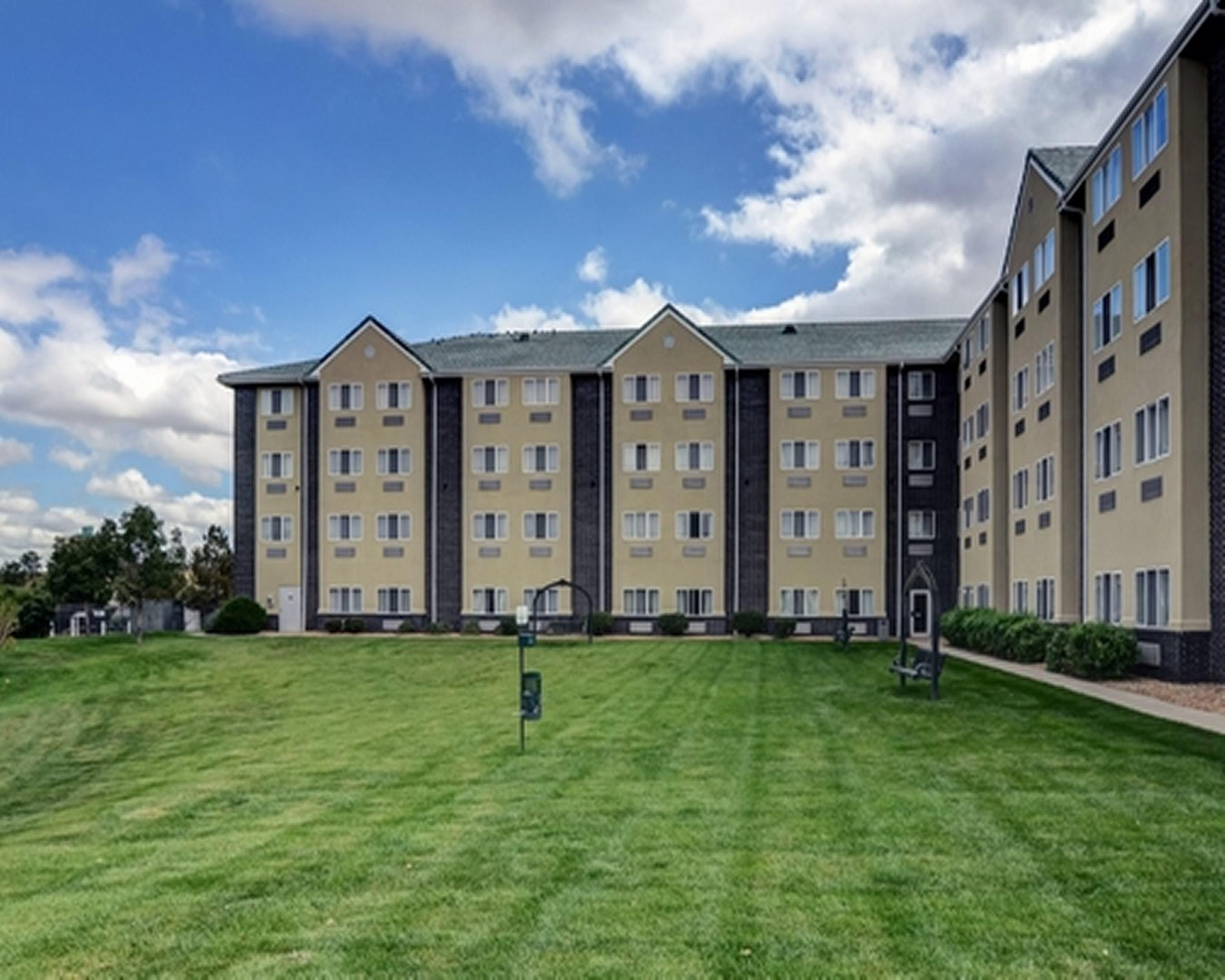 Quality Inn & Suites Denver Airport - Gateway Park Aurora Esterno foto