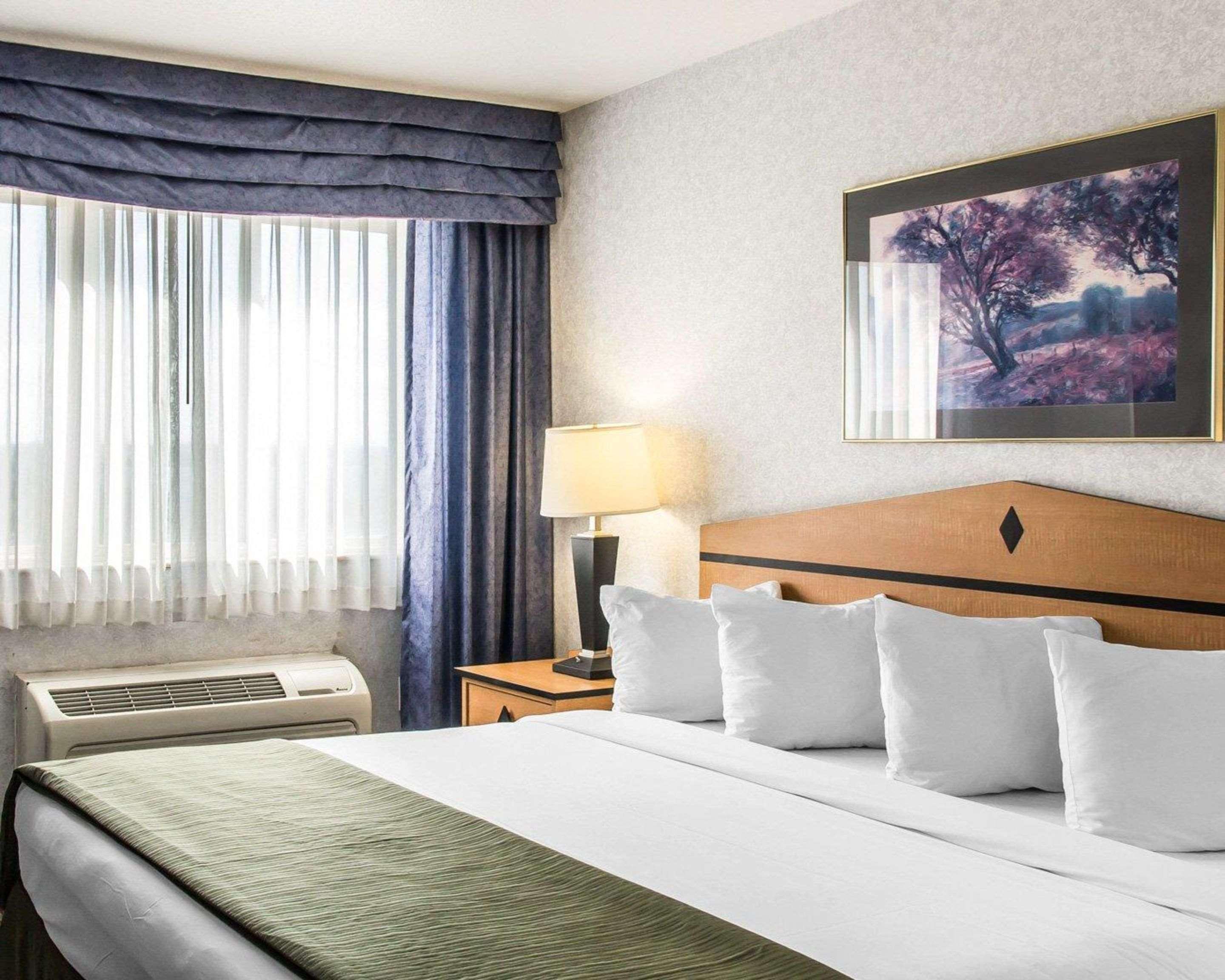 Quality Inn & Suites Denver Airport - Gateway Park Aurora Esterno foto