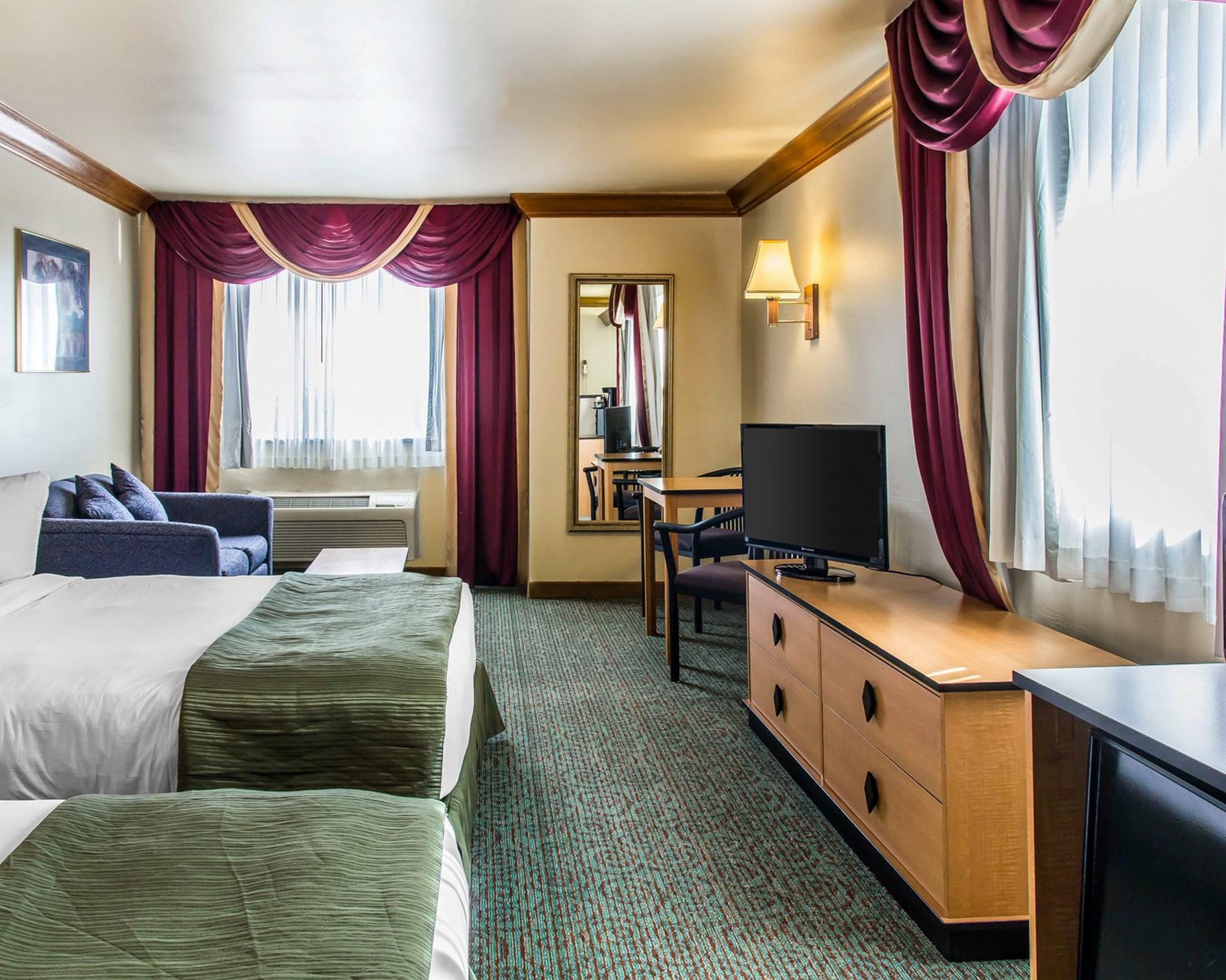 Quality Inn & Suites Denver Airport - Gateway Park Aurora Esterno foto