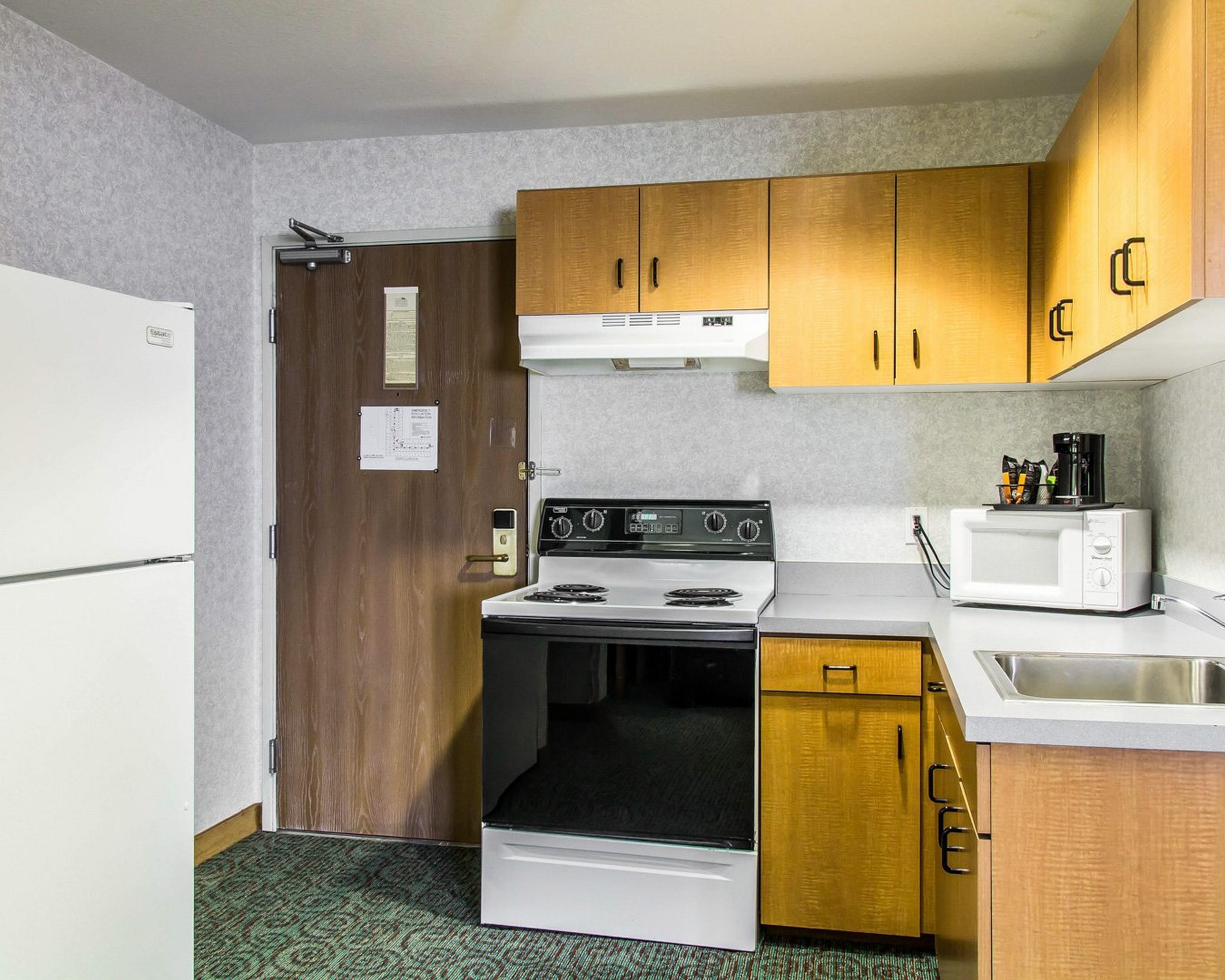 Quality Inn & Suites Denver Airport - Gateway Park Aurora Esterno foto