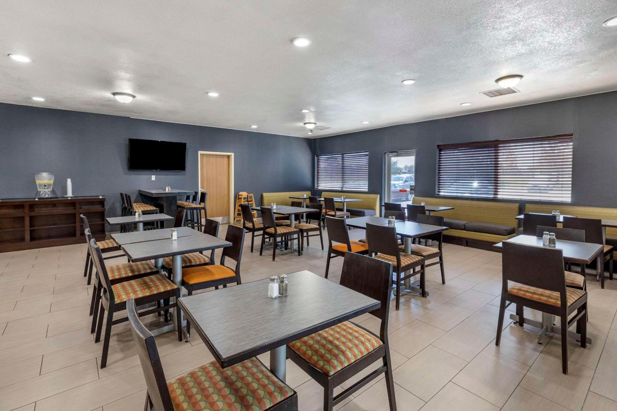 Quality Inn & Suites Denver Airport - Gateway Park Aurora Esterno foto