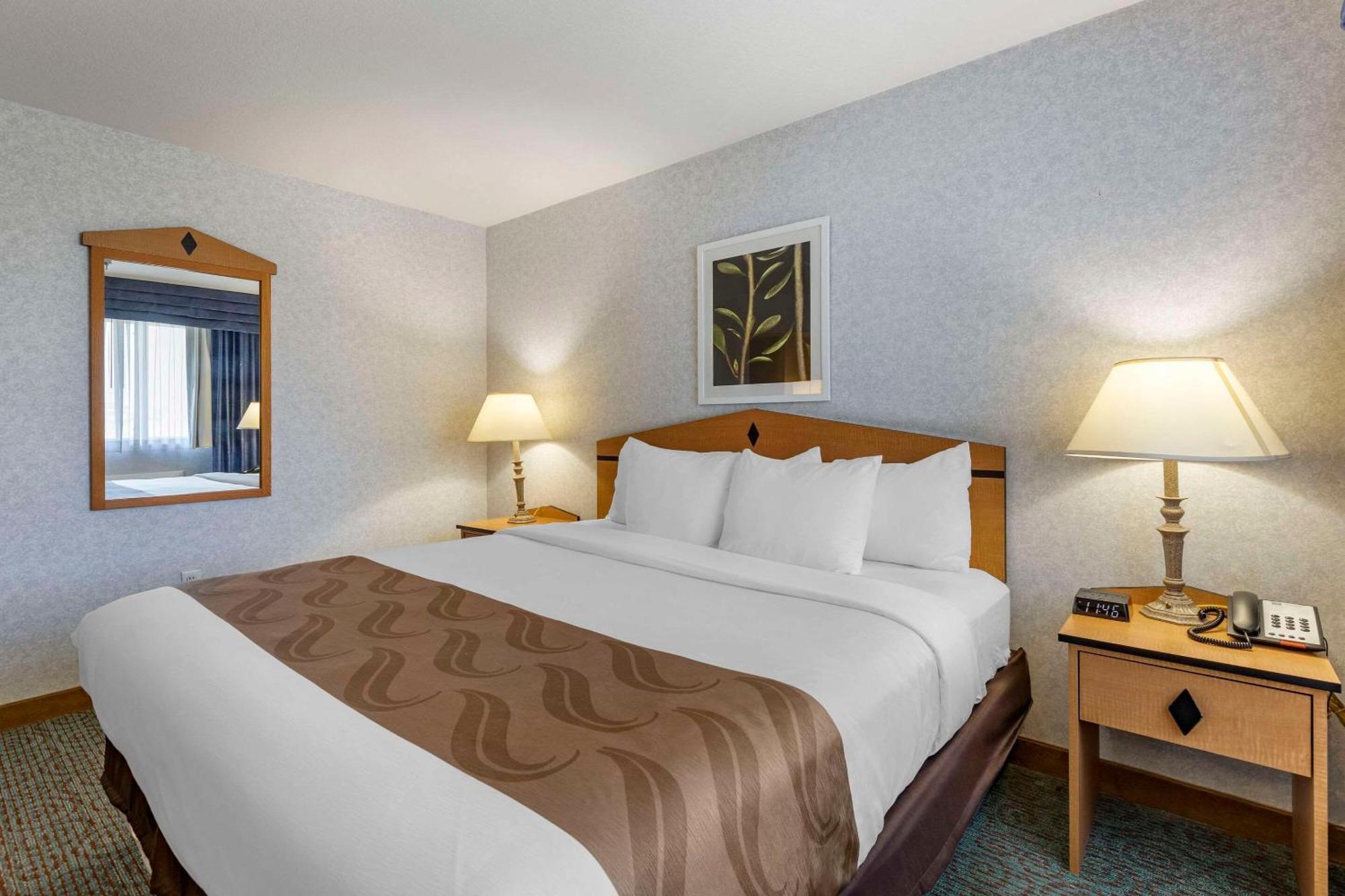 Quality Inn & Suites Denver Airport - Gateway Park Aurora Esterno foto